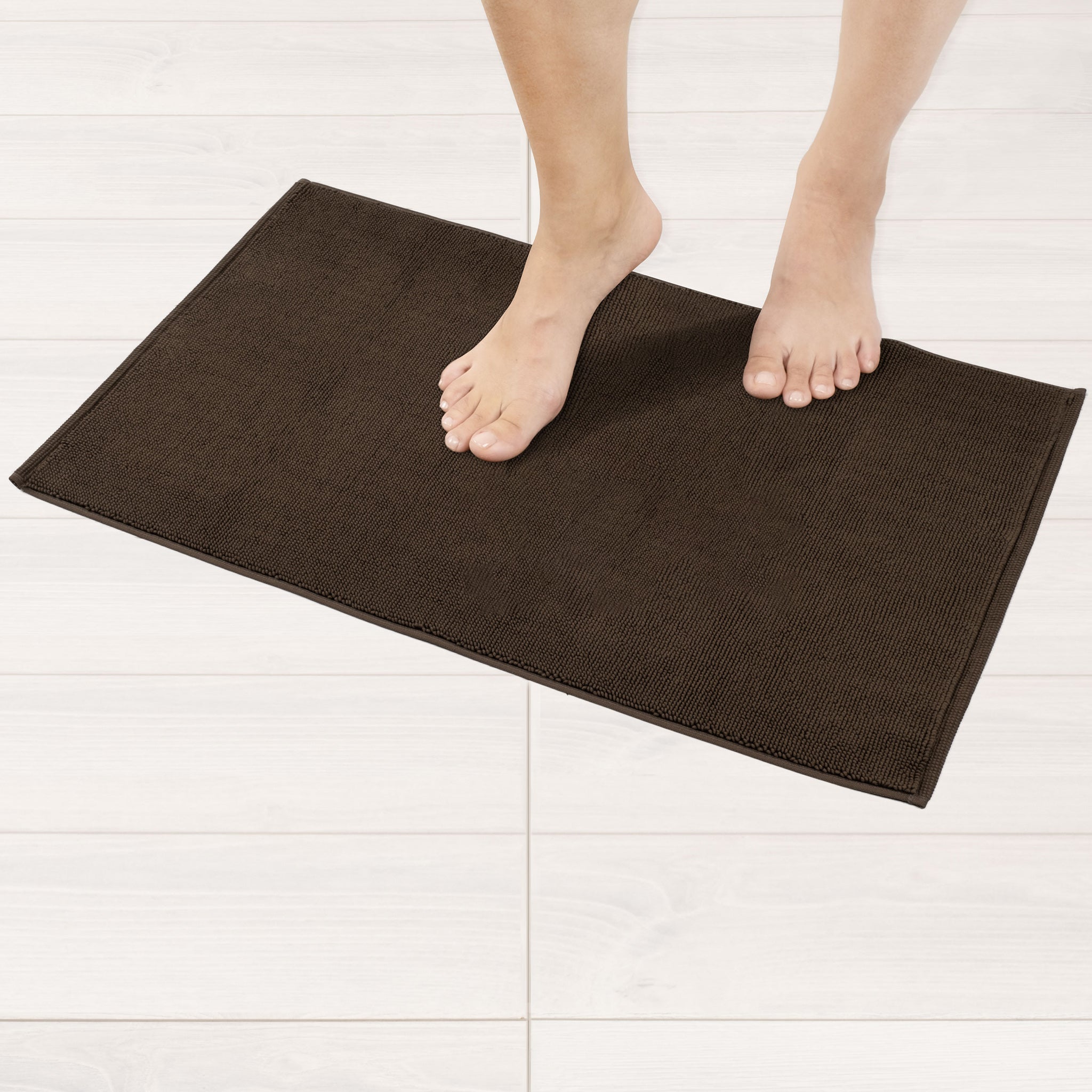 American Soft Linen 100% Cotton Bath Mat Rugs, 17x24 inches Slip Resistant Bottom Base Bath Mats for Bathroom