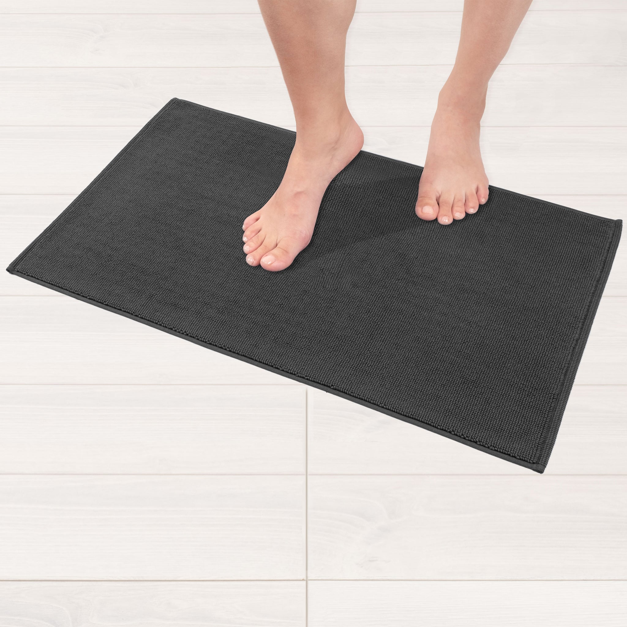 American Soft Linen 100% Cotton Bath Mat Rugs, 17x24 inches Slip Resistant Bottom Base Bath Mats for Bathroom
