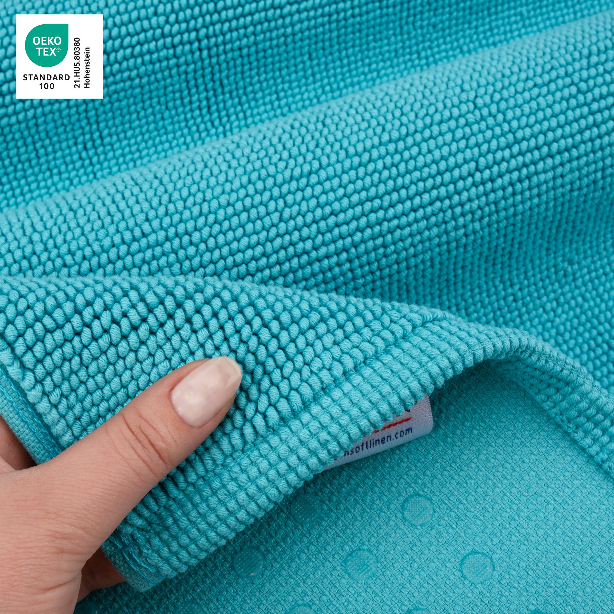 American Soft Linen 100% Cotton Bath Mat Rugs, 17x24 inches Slip Resistant Bottom Base Bath Mats for Bathroom