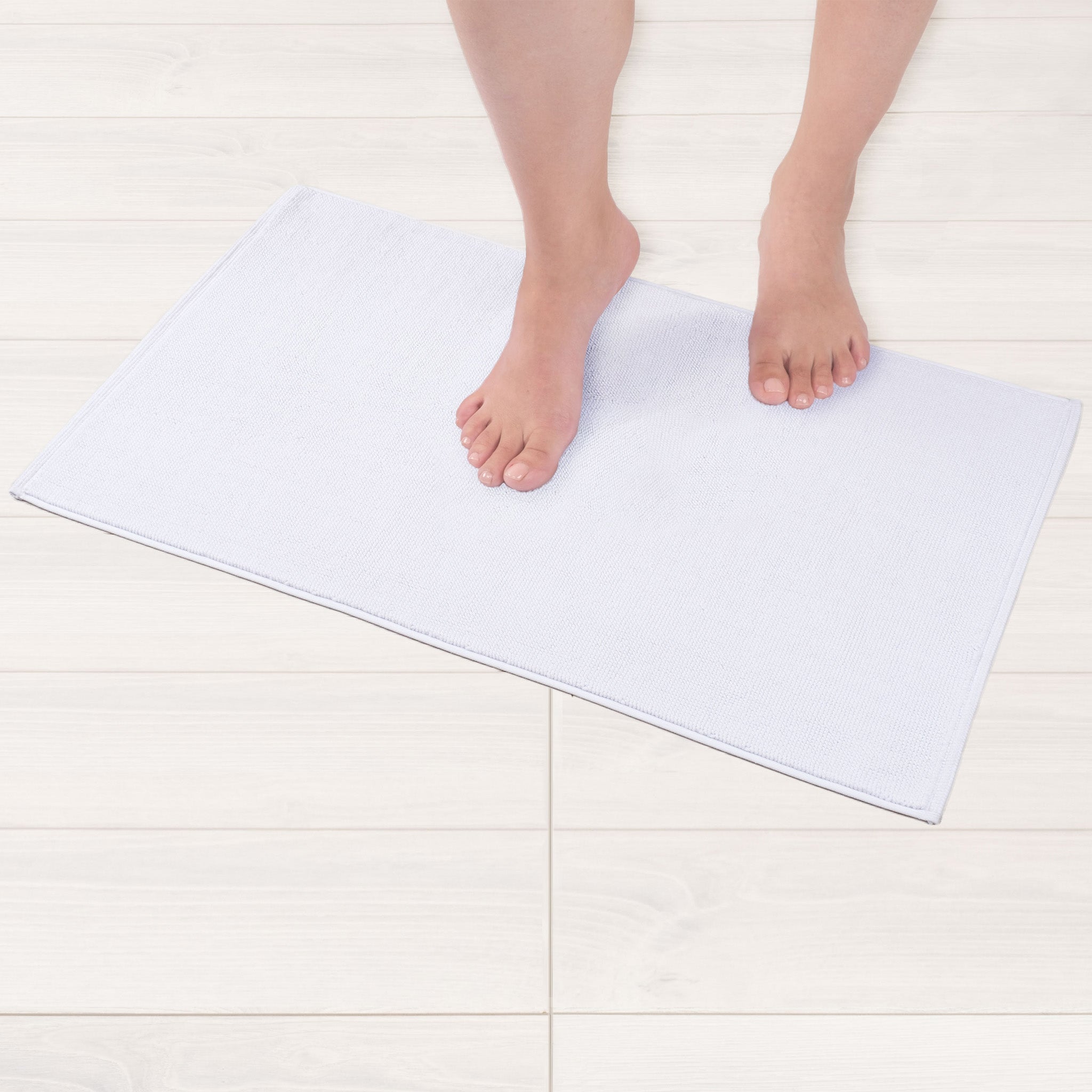 American Soft Linen 100% Cotton Bath Mat Rugs, 17x24 inches Slip Resistant Bottom Base Bath Mats for Bathroom