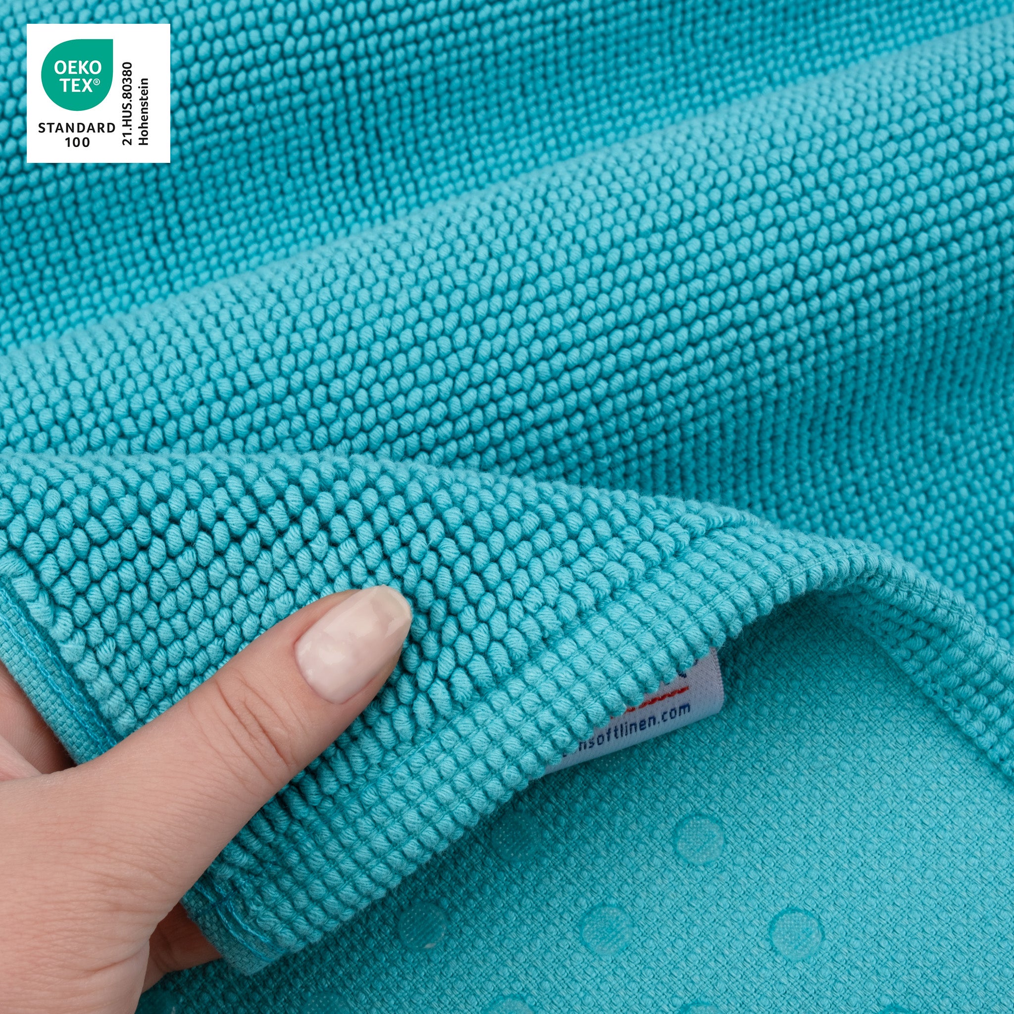 American Soft Linen 100% Cotton Bath Mat Rugs, 20x34 inches Slip Resistant Bottom Base Bath Mats for Bathroom