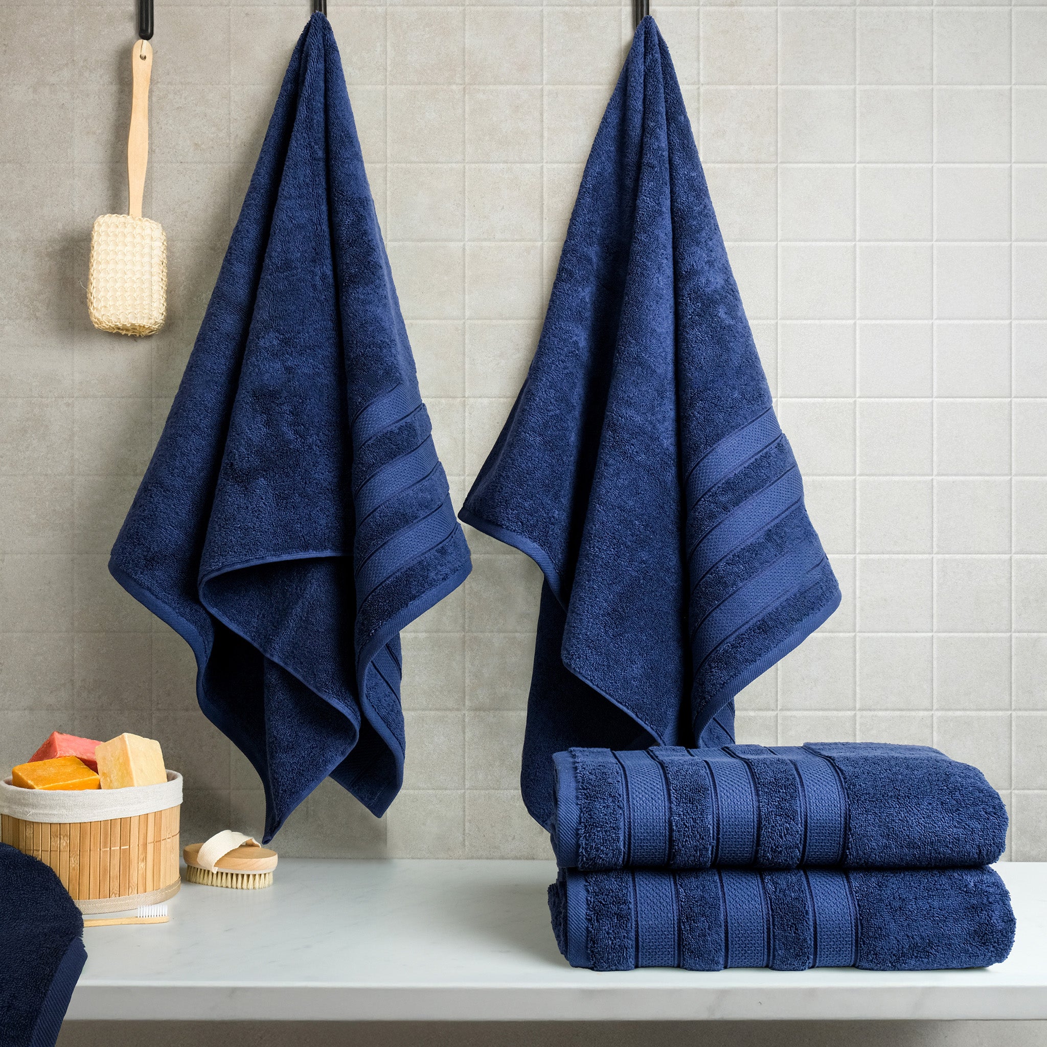 American Soft Linen Salem 4-Pack Bath Towel Sets, 100% Cotton Luxury Turkish Towels, Super Soft, Absorbent, Premium Wholesale Bath Towels - Navy Blue 2