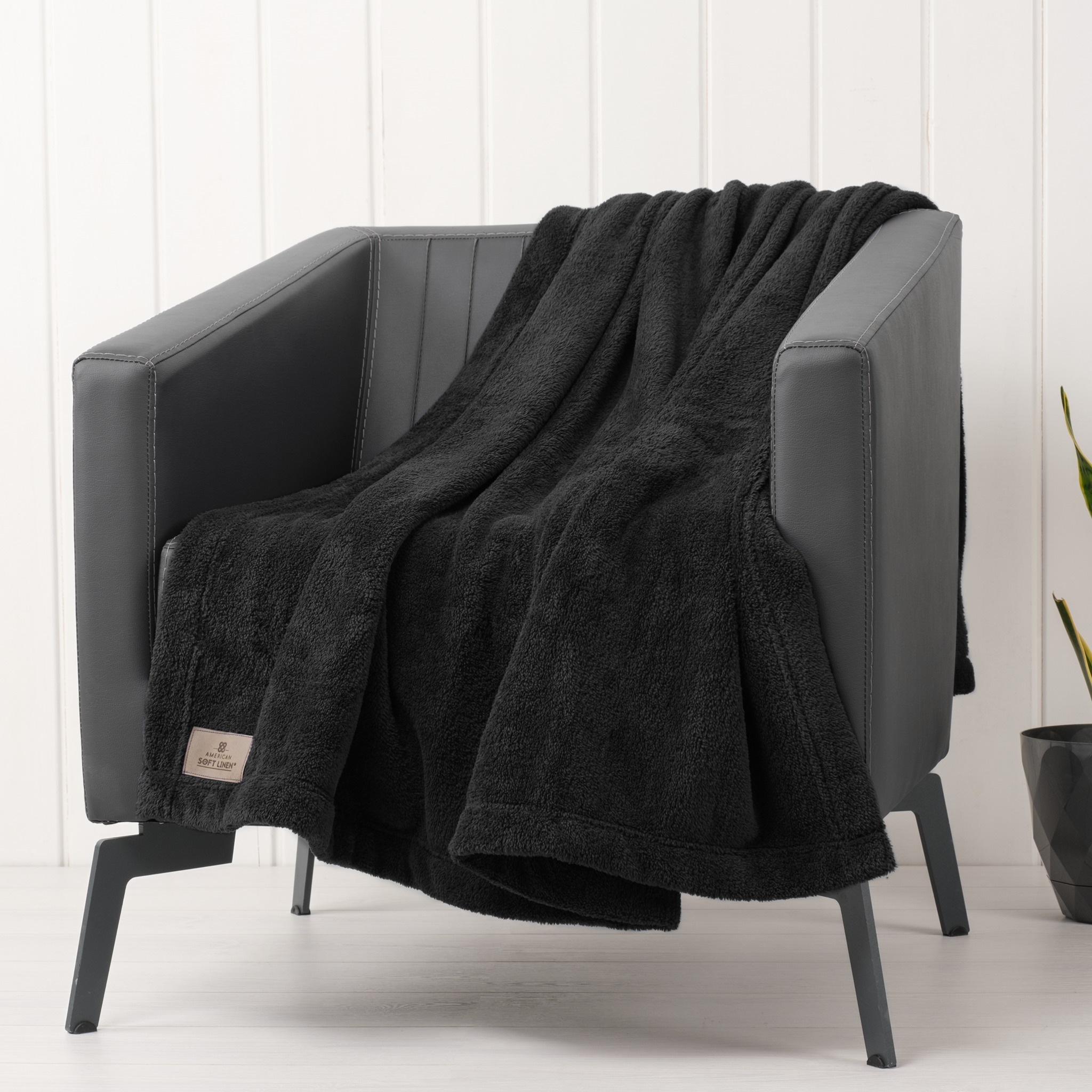 American Soft Linen - Bedding Fleece Blanket - Wholesale - 24 Set Case Pack - Throw Size 50x60 inches - Black - 1