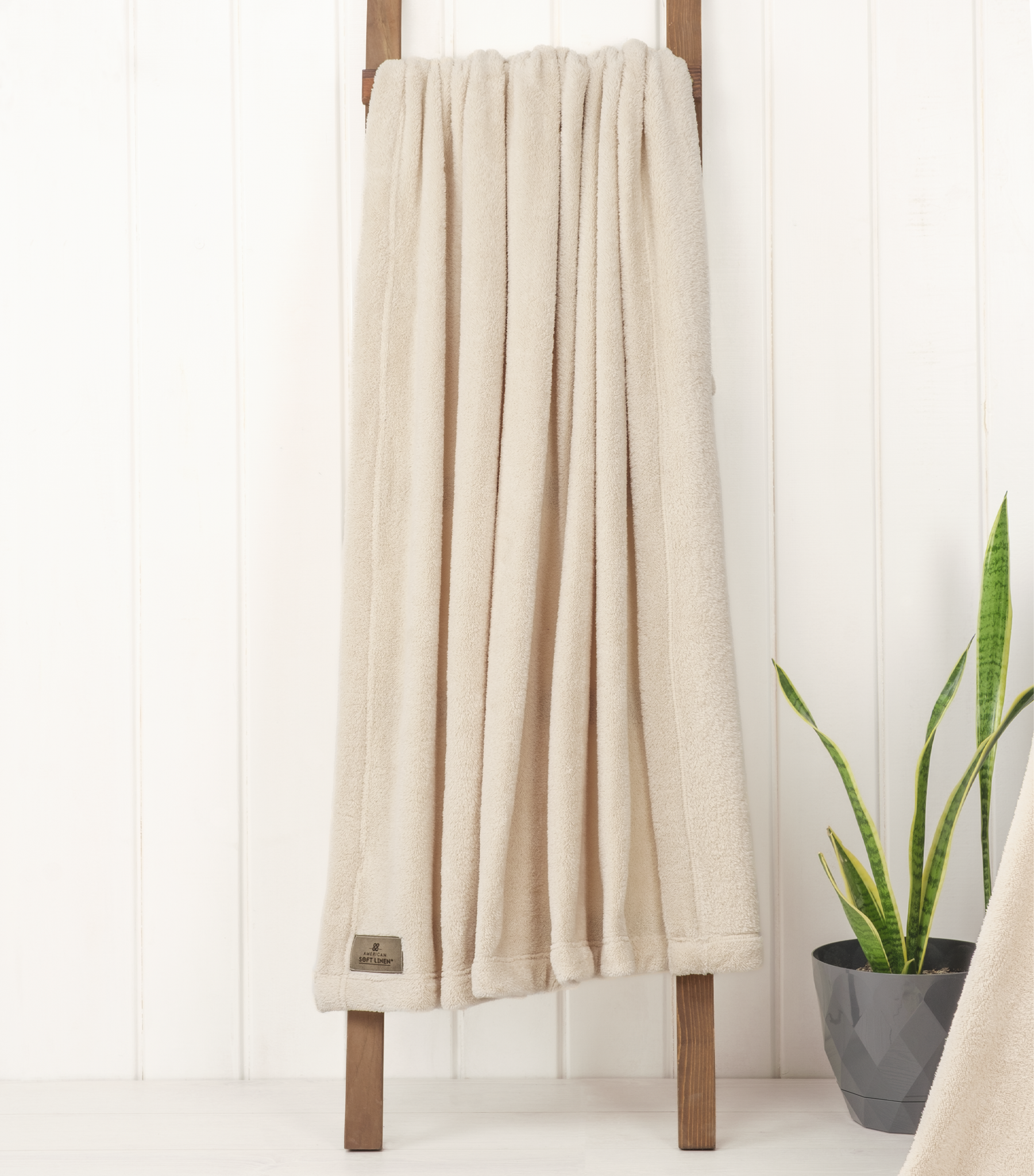 American Soft Linen - Bedding Fleece Blanket - Wholesale - 24 Set Case Pack - Throw Size 50x60 inches - Sand-Taupe - 2