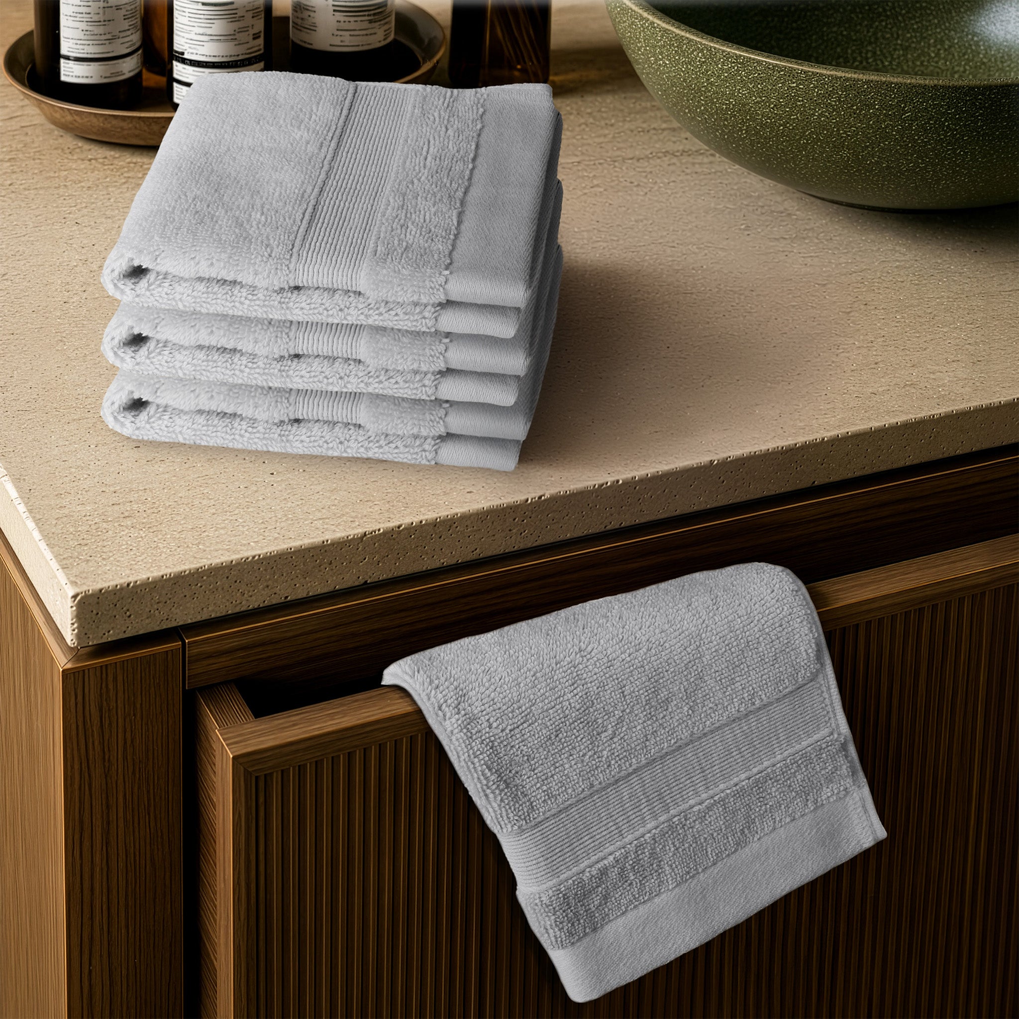 SIENA 4-Piece Turkish Cotton Luxury Washcloths Set – 700 GSM
