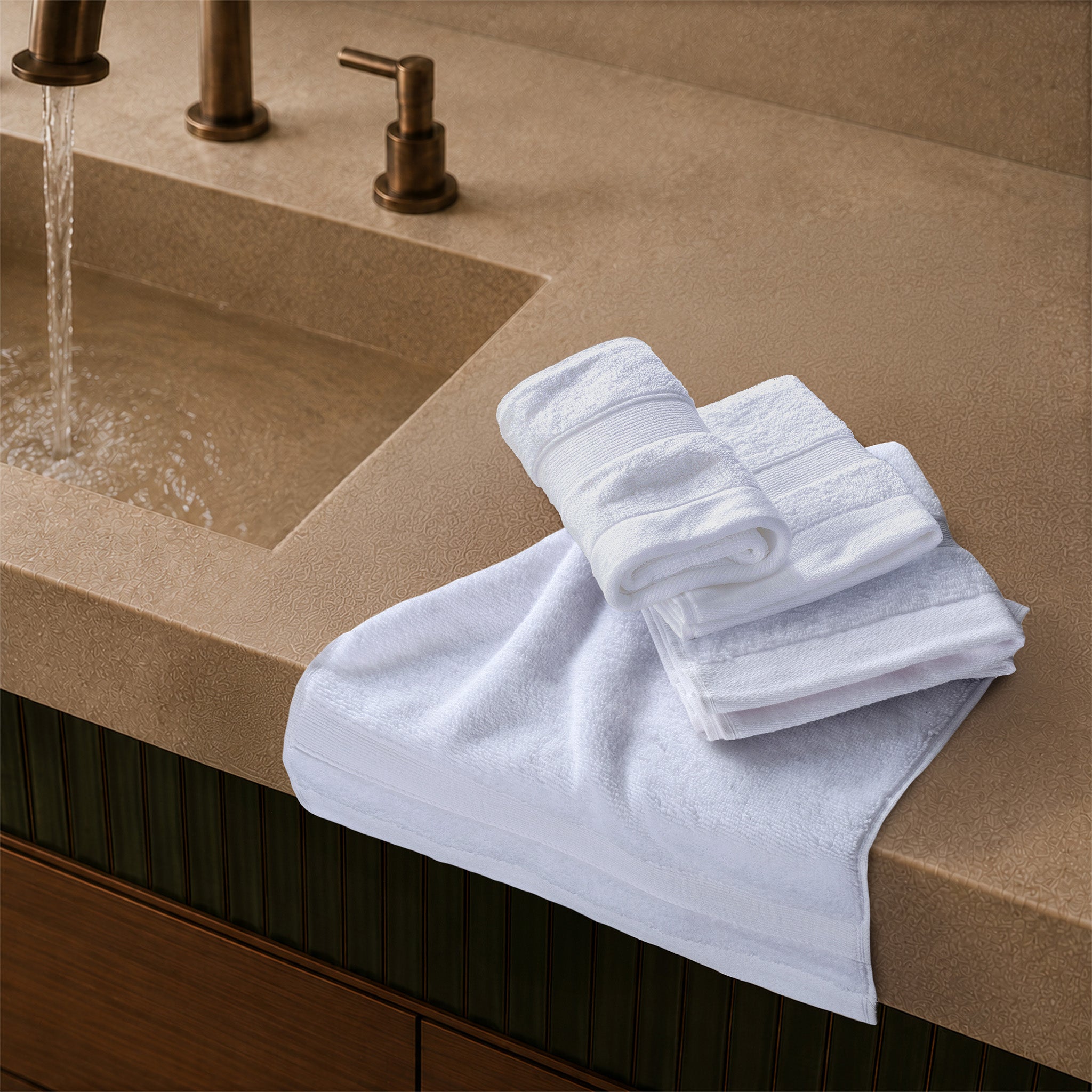 SIENA 4-Piece Turkish Cotton Luxury Washcloths Set – 700 GSM