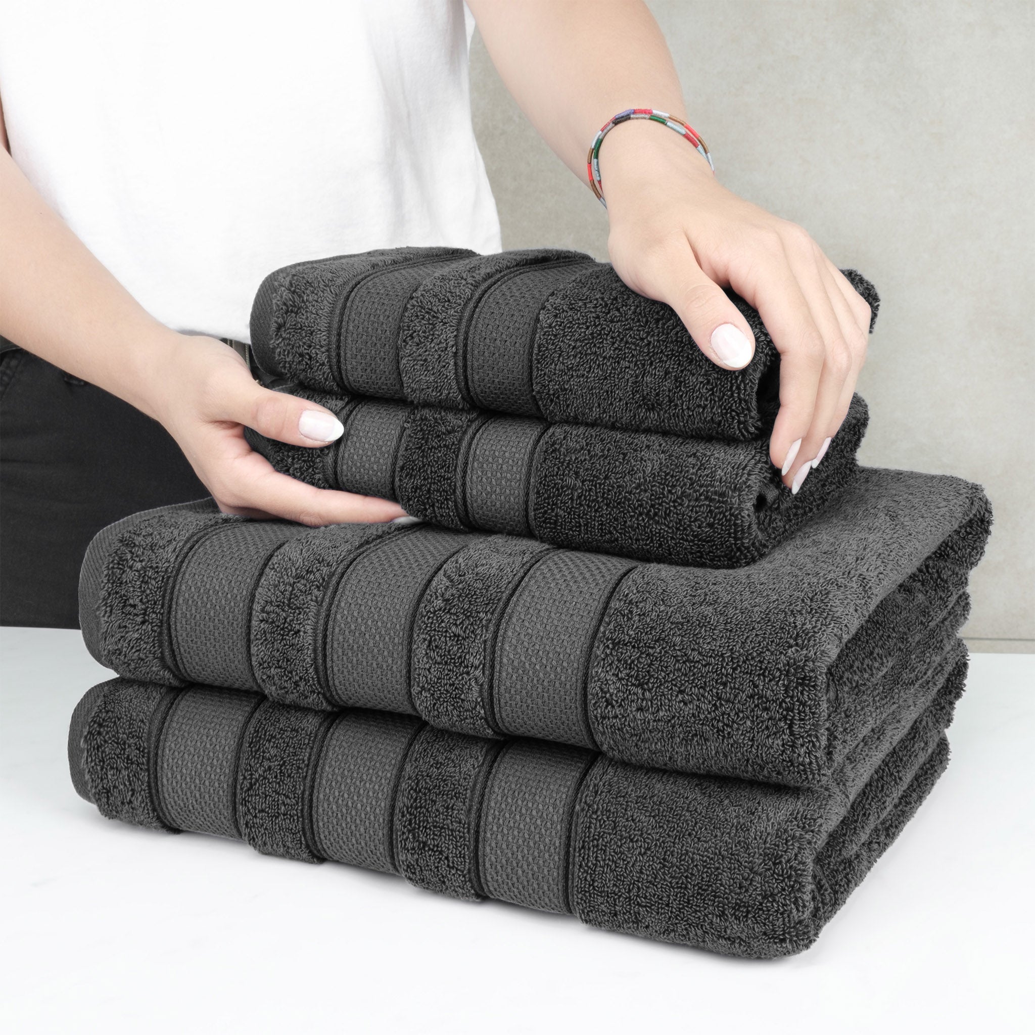 https://americansoftlinen.com/cdn/shop/files/american-soft-linen-turkish-combed-cotton-salem-luxury-6-piece-towel-set-gray-6.jpg?v=1702385344