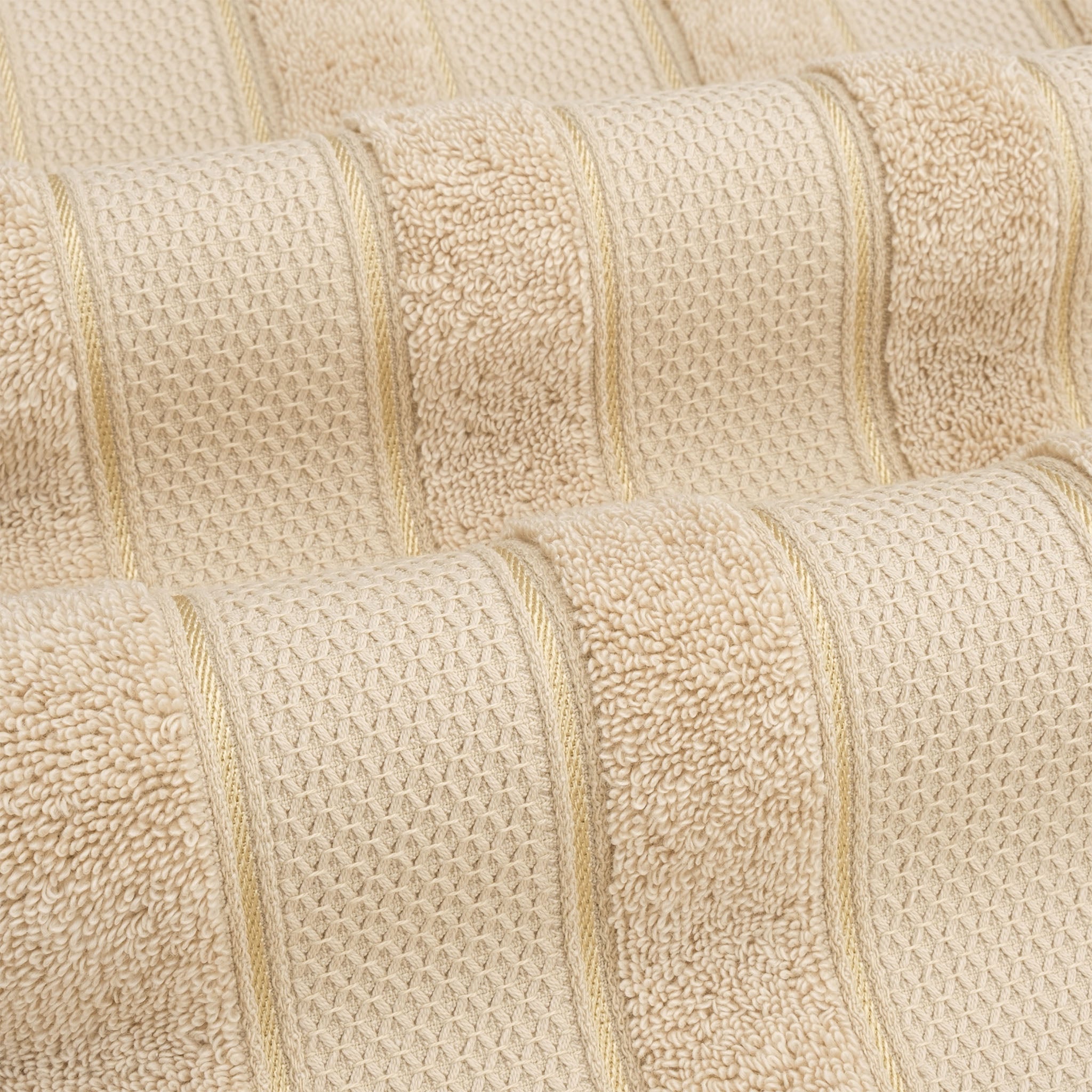 https://americansoftlinen.com/cdn/shop/files/american-soft-linen-turkish-combed-cotton-salem-luxury-6-piece-towel-set-sand-taupe-3.jpg?v=1702385667&width=2048