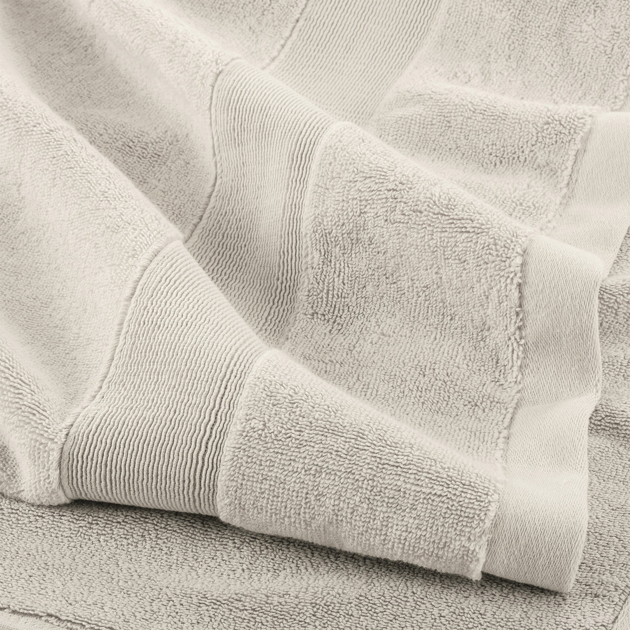 SIENA Turkish Cotton Jumbo Bath Towel – 700 GSM Luxury 30 x 56"