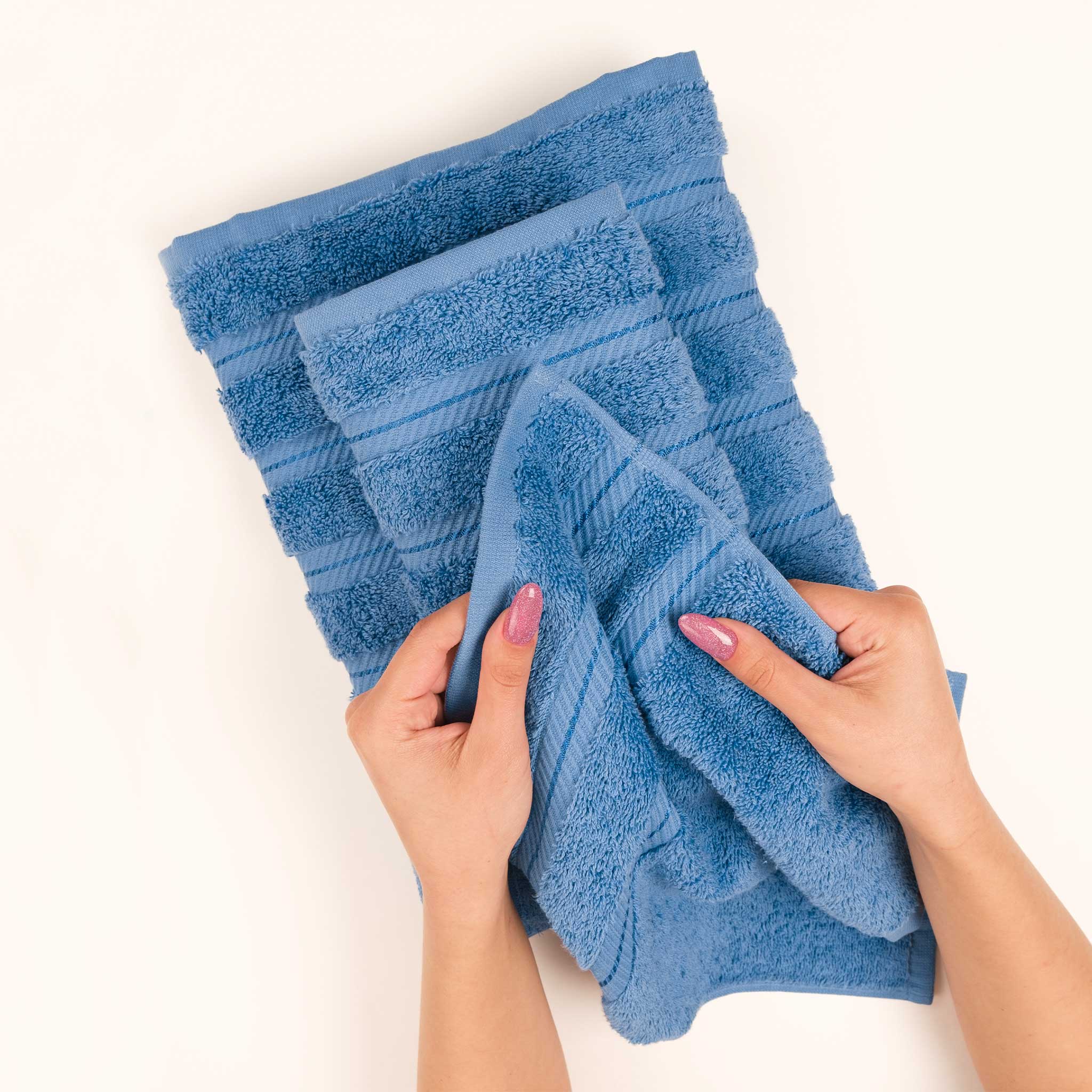 American Soft Linen - 6 Piece Turkish Cotton Bath Towel Set - Electric-Blue - 5