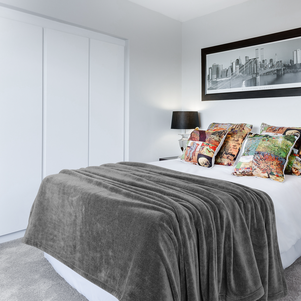 American Soft Linen Bedding Fleece Blanket, Plush Fuzzy Cozy Soft Blanket for Bed, Sofa, Couch