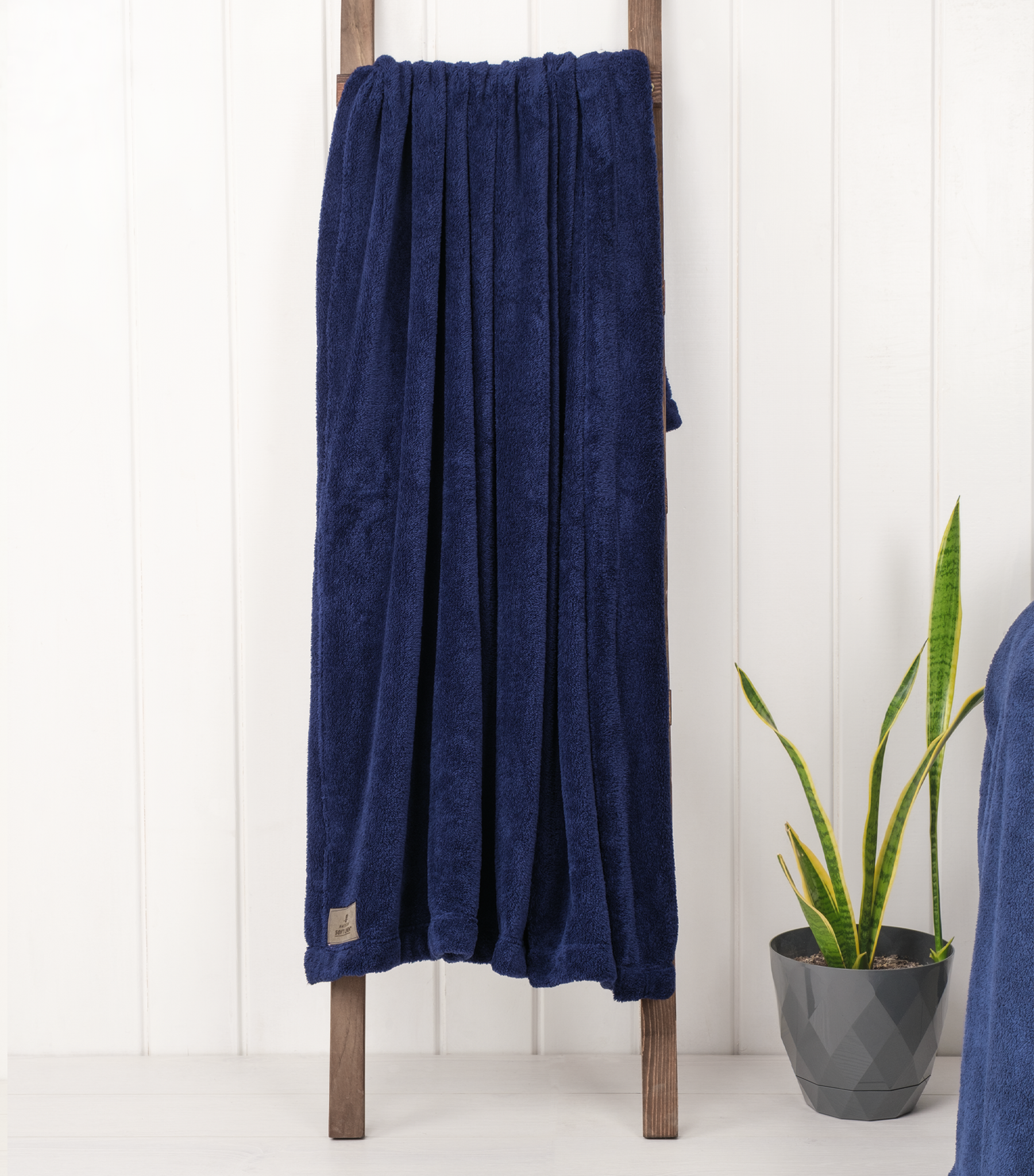 American Soft Linen - Bedding Fleece Blanket - Throw Size 50x60 inches - Navy-Blue - 2