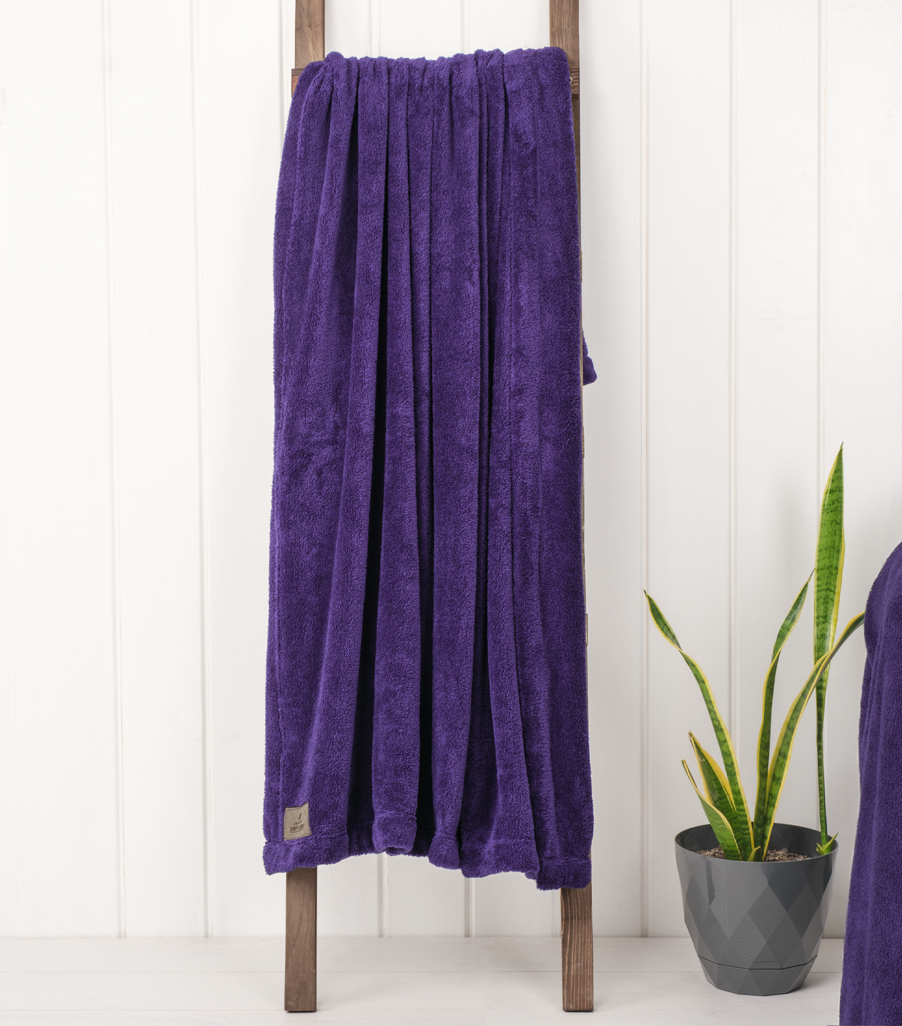 American Soft Linen - Bedding Fleece Blanket - Throw Size 50x60 inches - Purple - 2